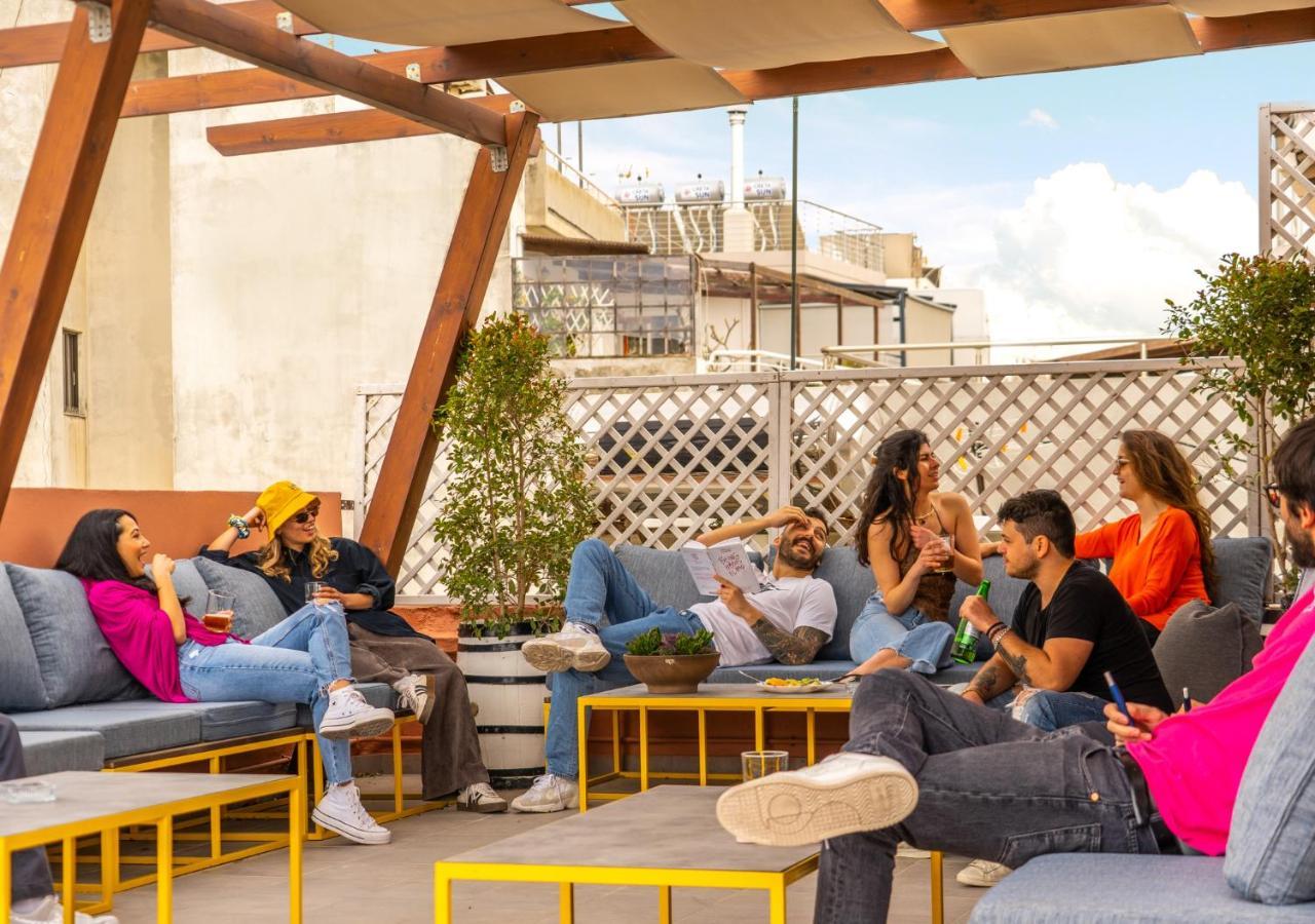 Intra Muros Hostel Ираклио Екстериор снимка